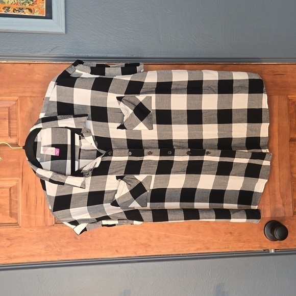 Black and White Plaid Button Down - Picture 2 of 5